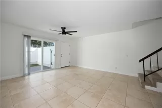 Photo #5: OC24230635 Listing 