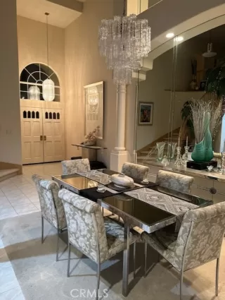 Photo #5: OC24230933 Listing 