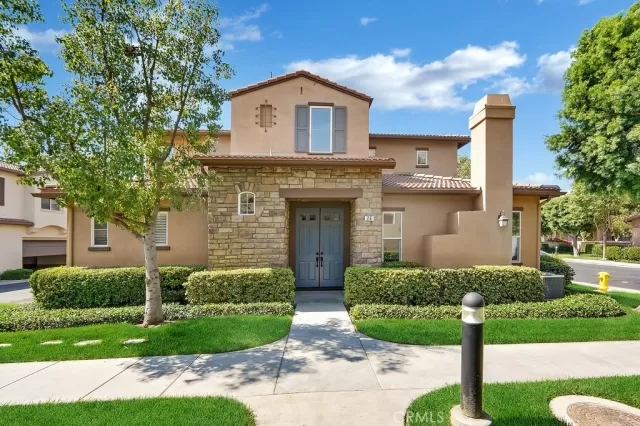 MLS: OC24231171 Condo For Sale