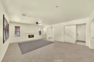 Photo #4: OC24231171 Listing 