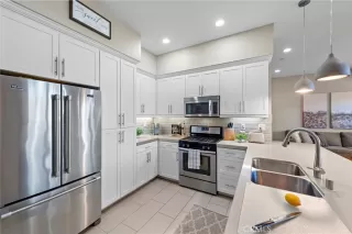 Photo #6: OC24231396 Listing