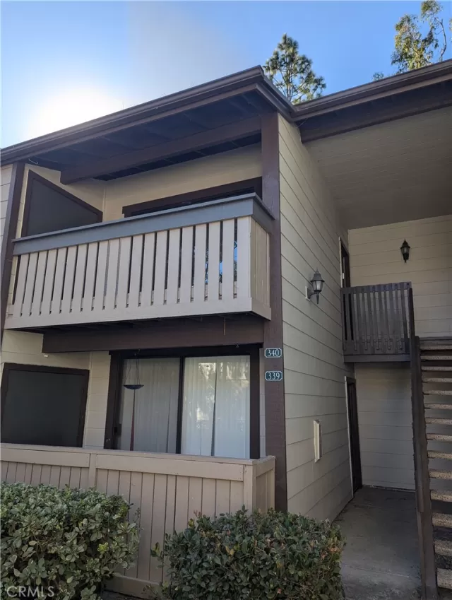 MLS: OC24231601 Condo For Sale