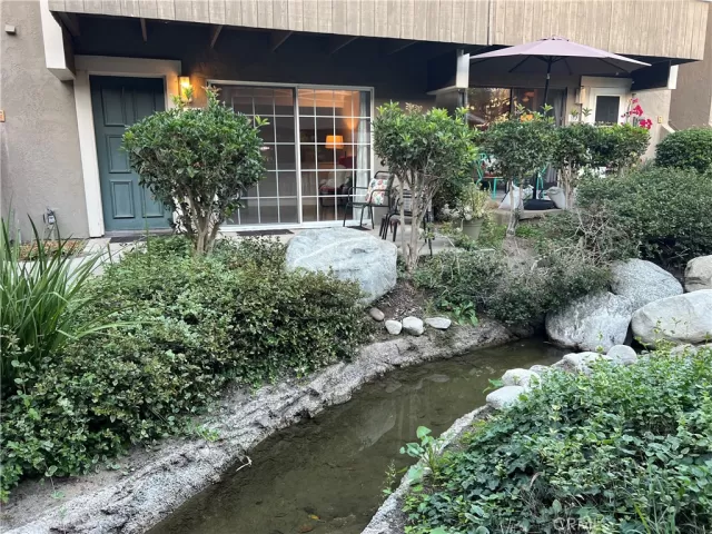 MLS: OC24232017 Condo For Sale