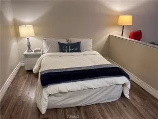 Photo #5: OC24232017 Listing 