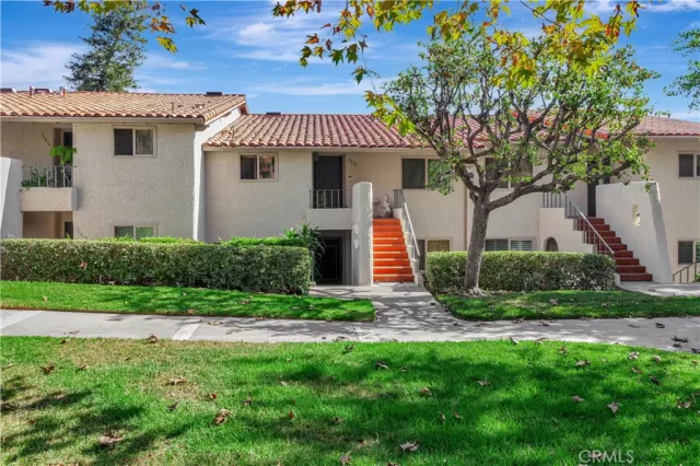 MLS: OC24232110 Condo For Sale