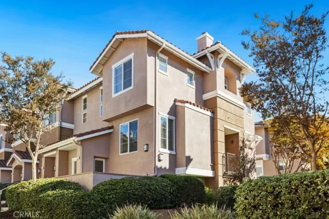 MLS: OC24232446 Condo For Sale