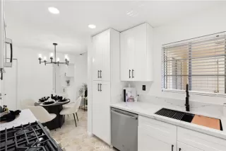 Photo #3: OC24232641 Listing 