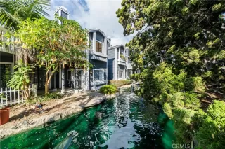 Photo #1: OC24232796 Listing 