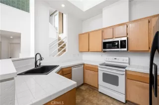 Photo #3: OC24232934 Listing