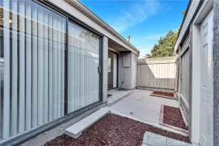 Photo #4: OC24233375 Listing 