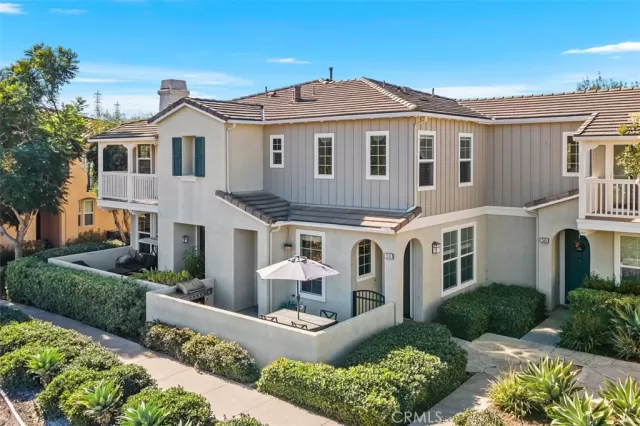 MLS: OC24233558 Condo For Sale