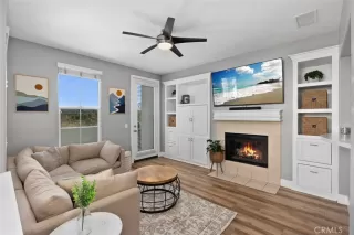 Photo #6: OC24233558 Listing 