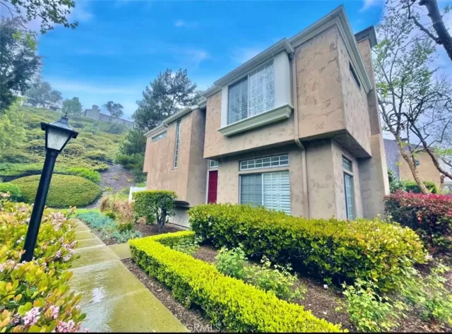 MLS: OC24233810 Condo For Sale