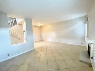 Photo #5: OC24233810 Listing 