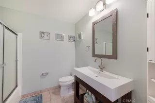 Photo #6: OC24233963 Listing 