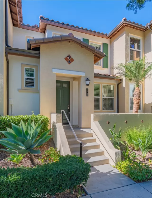 MLS: OC24234412 Condo For Sale