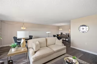 Photo #5: OC24234628 Listing