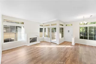 Photo #3: OC24234716 Listing 