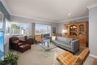 Photo #3: OC24234828 Listing 