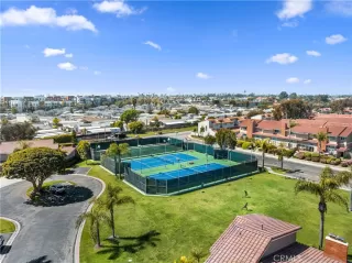 Photo #6: OC24235184 Listing 