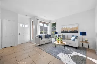 Photo #3: OC24235423 Listing 