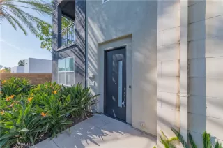 Photo #1: OC24236365 Listing 