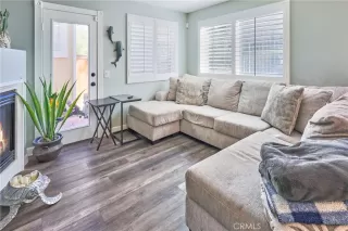 Photo #5: OC24237246 Listing