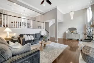 Photo #3: OC24237403 Listing 