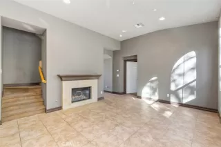 Photo #6: OC24237702 Listing 