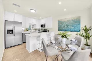 Photo #5: OC24237938 Listing 