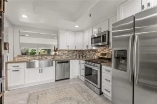 Photo #6: OC24238147 Listing 