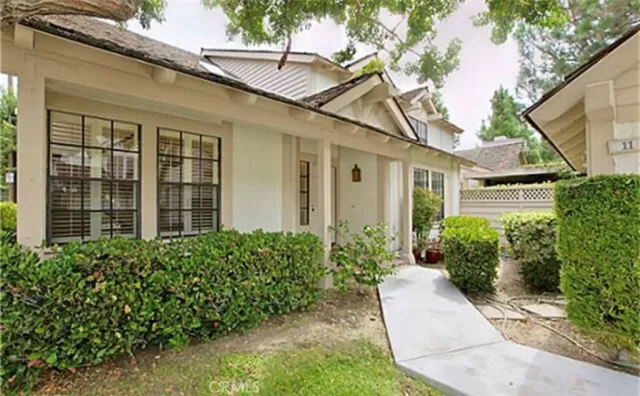 MLS: OC24238462 Condo For Sale