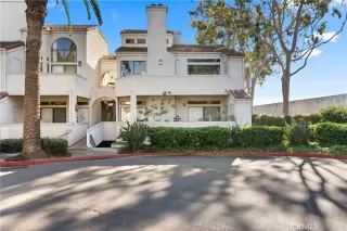 Photo #2: OC24238492 Listing 