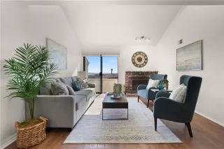 Photo #5: OC24238492 Listing 