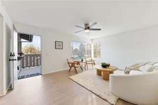 Photo #5: OC24238795 Listing 