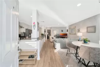 Photo #5: OC24239867 Listing