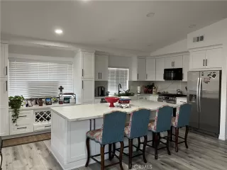 Photo #2: OC24240379 Listing 