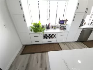 Photo #4: OC24240379 Listing 