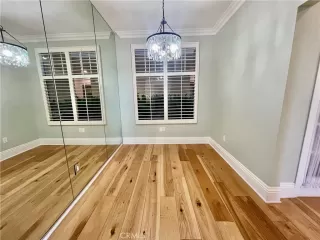 Photo #2: OC24240386 Listing 