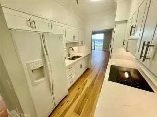 Photo #4: OC24240386 Listing 