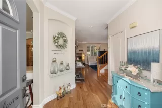 Photo #2: OC24240691 Listing 