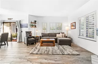 Photo #4: OC24240810 Listing 