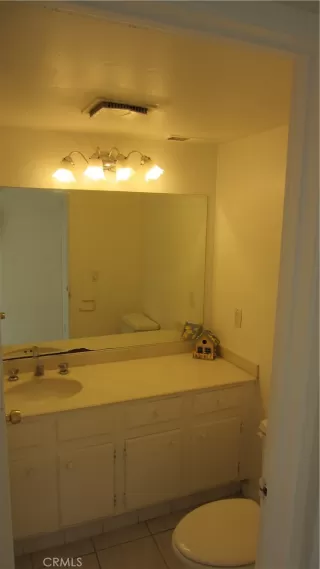 Photo #3: OC24241155 Listing