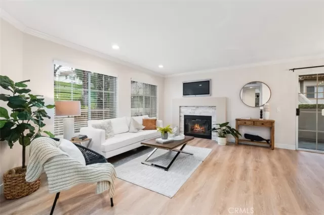 MLS: OC24241307 Condo For Sale