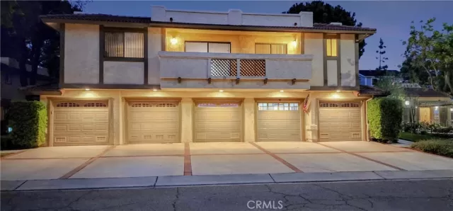 MLS: OC24241988 Condo For Sale