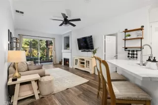 Photo #2: OC24242098 Listing