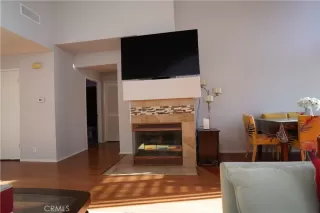 Photo #5: OC24243037 Listing