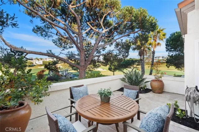 MLS: OC24243340 Condo For Sale