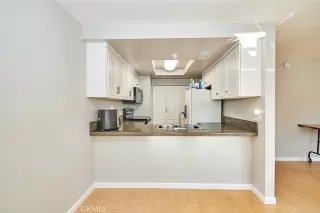 Photo #4: OC24244591 Listing 