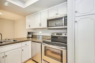 Photo #5: OC24244591 Listing 